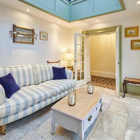 Host & - Harold Semesterbostad *